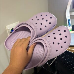 CROCS - UNWORN AND BRAND NEW Lavender Clogs - Men 9 / Women 11